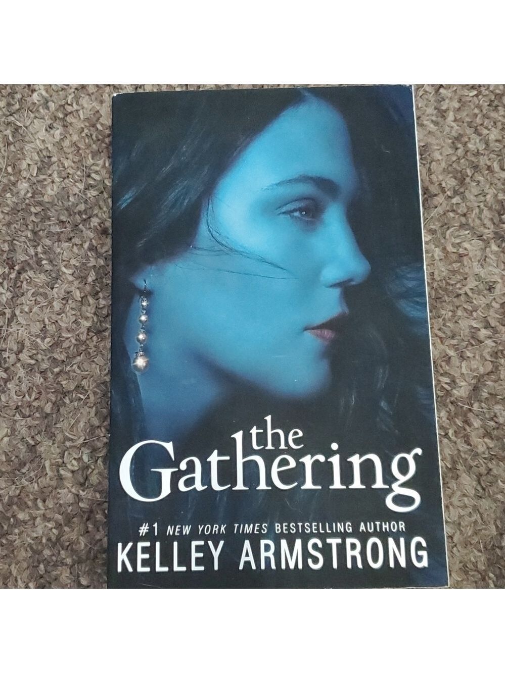 Kelley Armstrong the gathering book one of darkness Rising